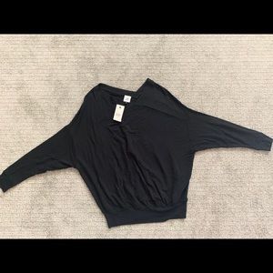 Cabi Black Beals Sweatshirt size Small